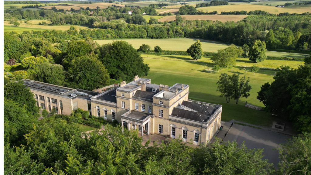 Hampshire private schools announce merger