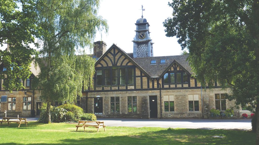 Kingham Hill School to join the Dean Close Foundation