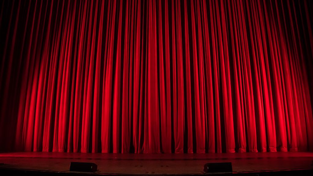 Theatres charging private schools more than state schools
